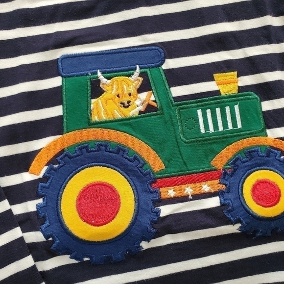 Highland Cow and Tractor Applique Long-Sleeve Top - Picture 4 of 16
